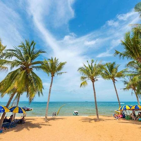 Pluemchai Guesthouse Jomtien Beach Exterior foto