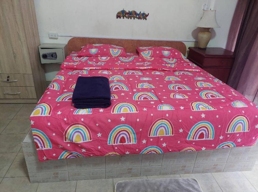 Pluemchai Guesthouse Jomtien Beach Exterior foto